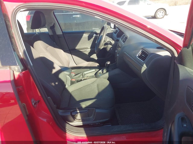 44494944 :رقم المزاد ، 3VW2K7AJ5DM310597 vin ، 2013 Volkswagen Jetta 2.0l S مزاد بيع