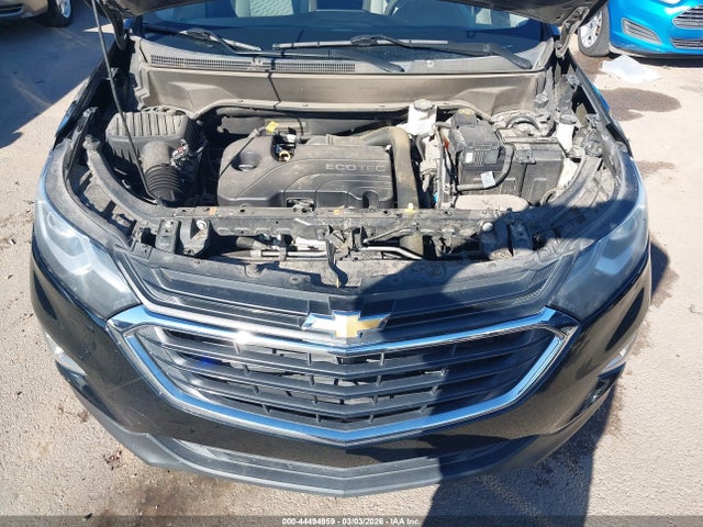 3GNAXHEV1JL393084 Chevrolet EQUINOX LS