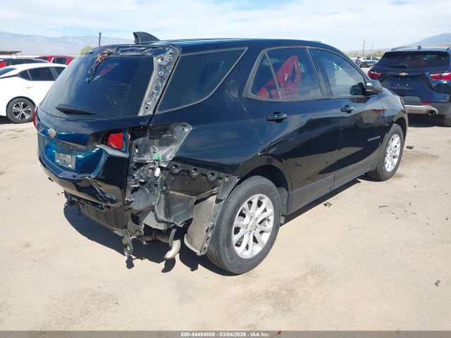3GNAXHEV1JL393084 Chevrolet EQUINOX LS