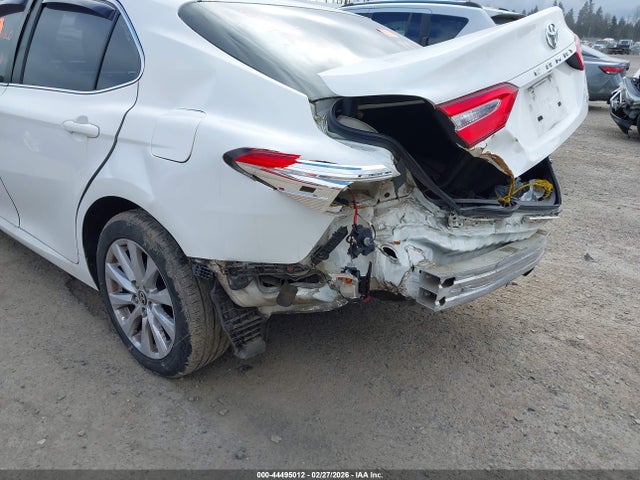 JTNB11HKXJ3007650 Toyota CAMRY LE