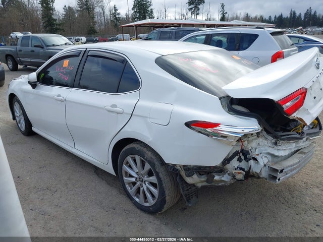 JTNB11HKXJ3007650 Toyota CAMRY LE