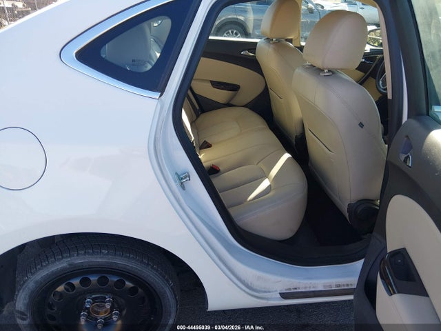 Продажа на аукционе авто 2016 Buick Verano, vin: 1G4PP5SK1G4100709, номер лота: 44495039
