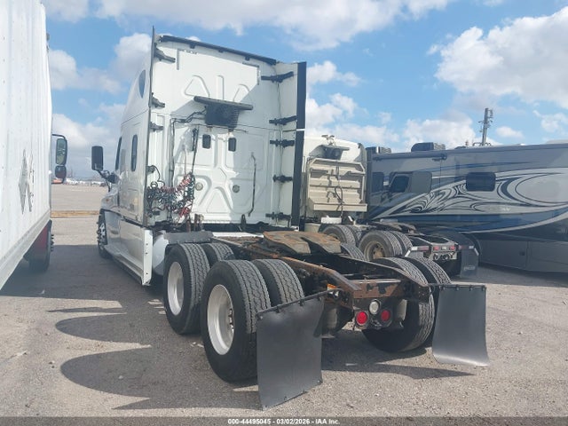 Freightliner Cascadia 125 2014 3AKJGLD53ESFX2869 Image 3