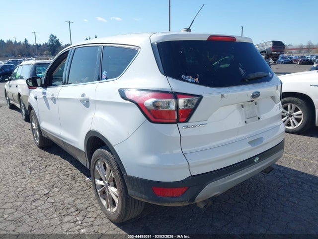 Ford ESCAPE SE 2017 1FMCU9GD5HUB90232 Image 3
