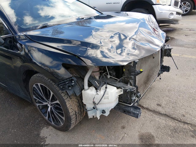 4T1B11HK3JU141457 Toyota CAMRY SE
