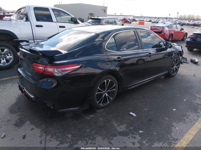 4T1B11HK3JU141457 Toyota CAMRY SE
