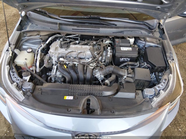 5YFEPMAE1MP233559 Toyota COROLLA LE