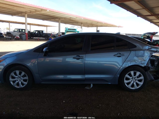 5YFEPMAE1MP233559 Toyota COROLLA LE