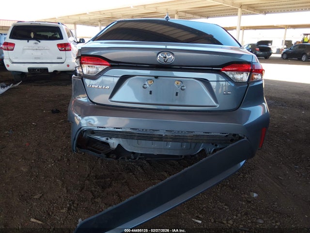 5YFEPMAE1MP233559 Toyota COROLLA LE