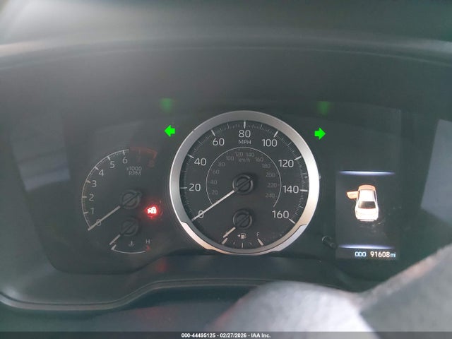 5YFEPMAE1MP233559 Toyota COROLLA LE