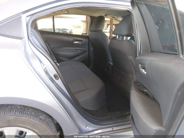 5YFEPMAE1MP233559 Toyota COROLLA LE