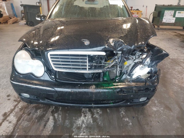 Продажа на аукционе авто 2002 Mercedes-benz C 240, vin: WDBRF61J02F258050, номер лота: 44495155
