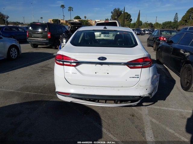 3FA6P0LU0HR409329 Ford Fusion Hybrid Se