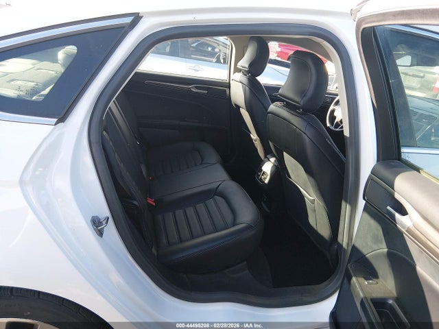 3FA6P0LU0HR409329 Ford Fusion Hybrid Se