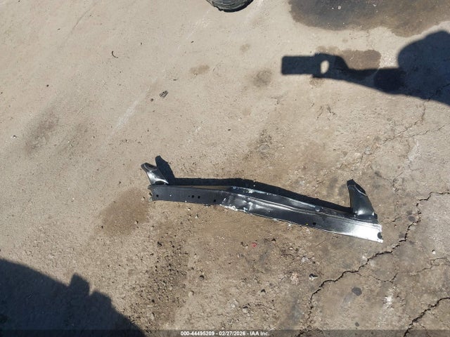 1C4PJLLXXKD129073 Jeep Cherokee Latitude Plus Fwd