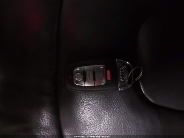 Продажа на аукционе авто 2013 Audi A4 2.0t Premium, vin: WAUFFAFLXDN011867, номер лота: 44495274