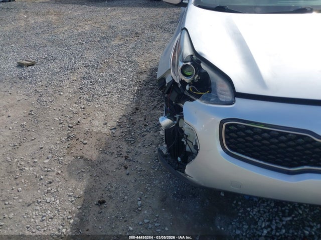 KNDPNCAC2H7280923 KIA Sportage Ex