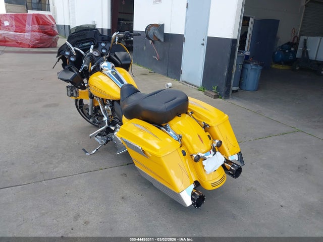 2012 HARLEY-DAVIDSON FLTRX 1HD1KHM10CB689626 Photo 2