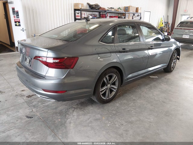 2021 VOLKSWAGEN JETTA 3VWC57BU2MM097421 Photo 3