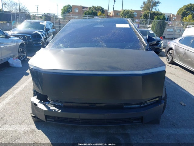 Продажа на аукционе авто 2024 Tesla Cybertruck All-wheel Drive, vin: 7G2CEHEDXRA010262, номер лота: 44495334
