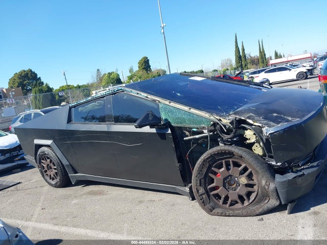 Продажа на аукционе авто 2024 Tesla Cybertruck All-wheel Drive, vin: 7G2CEHEDXRA010262, номер лота: 44495334