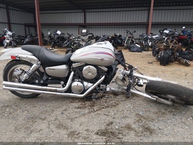 44495349 :رقم المزاد ، JKBVNAP183A016950 vin ، 2003 Kawasaki Vn1500 P1 مزاد بيع