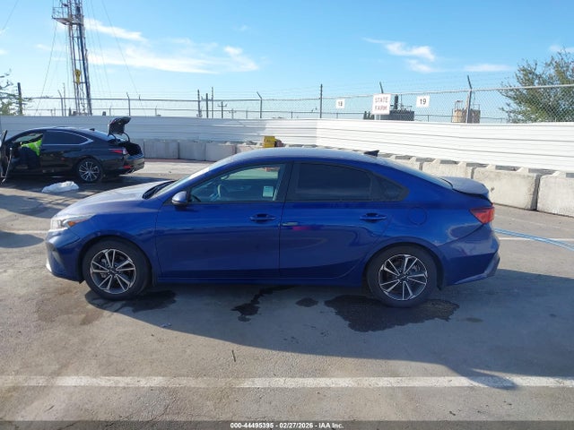 3KPF24AD5PE661974 KIA Forte Lxs