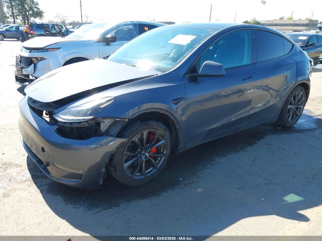 Продажа на аукционе авто 2022 Tesla Model Y Performance Dual Motor All-wheel Drive, vin: 7SAYGDEF8NF484353, номер лота: 44495414