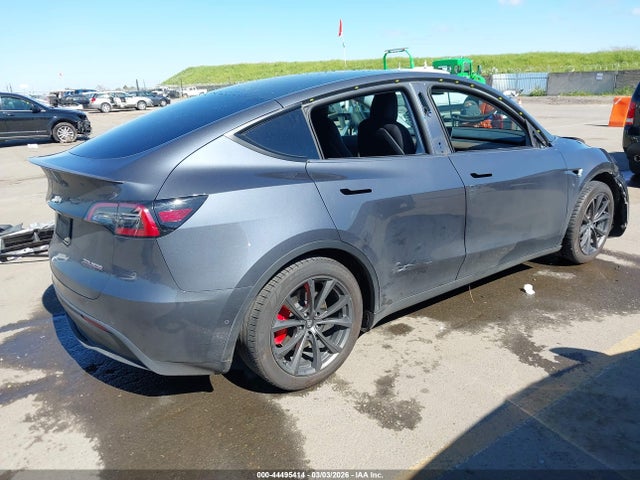Продажа на аукционе авто 2022 Tesla Model Y Performance Dual Motor All-wheel Drive, vin: 7SAYGDEF8NF484353, номер лота: 44495414