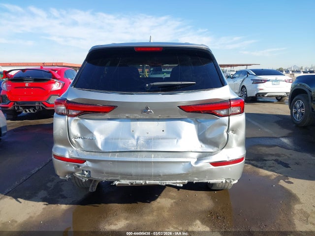 JA4J3TA85NZ046275 Mitsubishi Outlander Es 2.5 2wd
