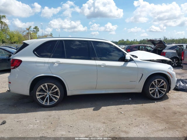 44495441 :رقم المزاد ، 5UXKR2C59J0Z14443 vin ، 2018 Bmw X5 Sdrive35i مزاد بيع