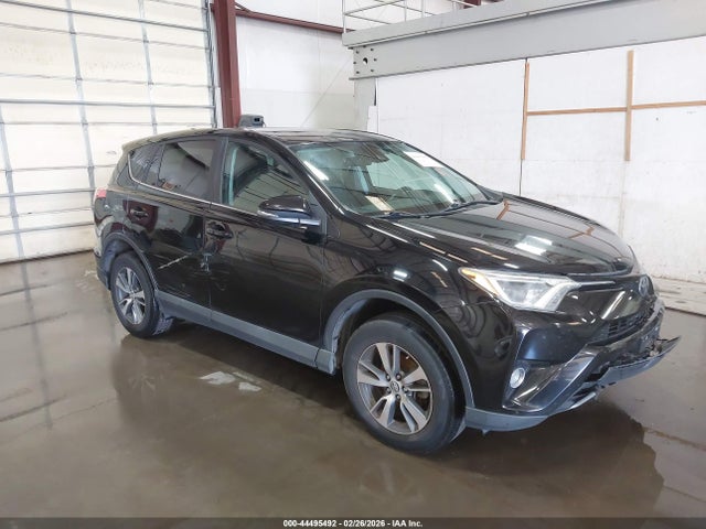 2018 TOYOTA RAV4 2T3RFREV0JW792923