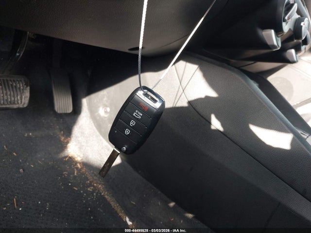 3KPA24AB4KE242368 KIA RIO S