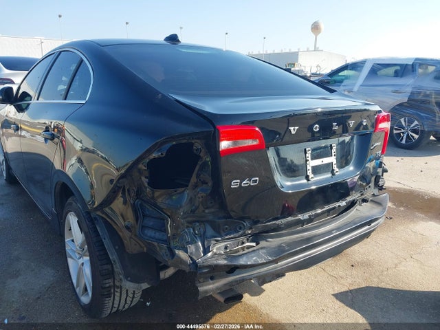 Volvo S60 T5 Premier 2015 YV140MFK7F2368054 Image 6