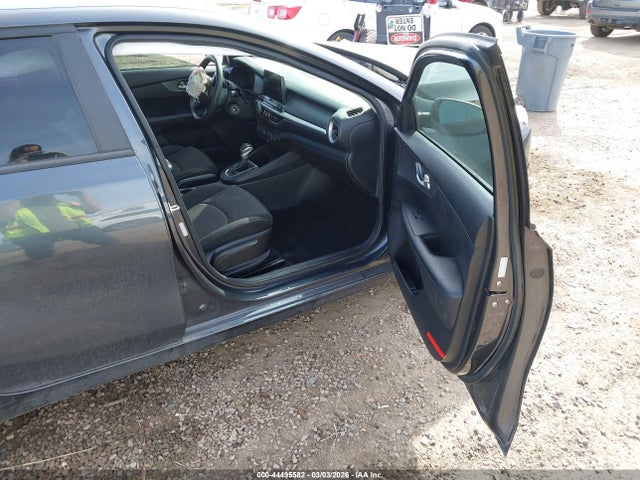 2021 Kia Forte Lxs მანქანა იყიდება აუქციონზე, vin: 3KPF24ADXME305192, აუქციონის ნომერი: 44495582