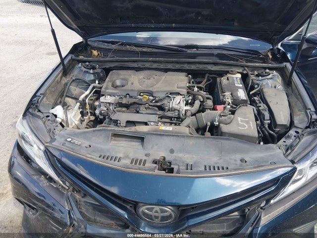 Продаж на аукціоні авто 2018 Toyota Camry Se, vin: 4T1B11HK4JU532553, номер лоту: 44495584