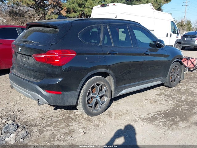 2017 BMW X1 WBXHU7C31H5H37962 Photo 3