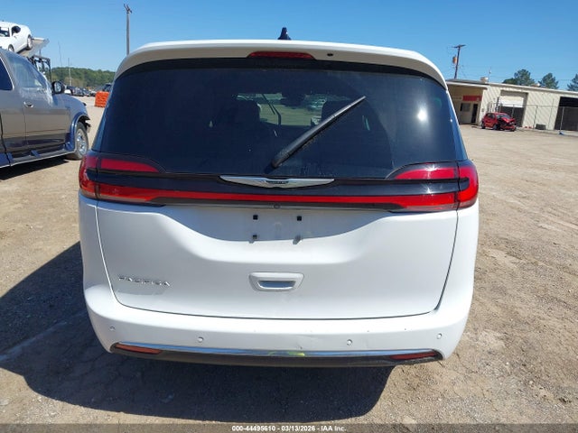 2025 Chrysler Pacifica Select მანქანა იყიდება აუქციონზე, vin: 2C4RC1BG1SR569298, აუქციონის ნომერი: 44495610