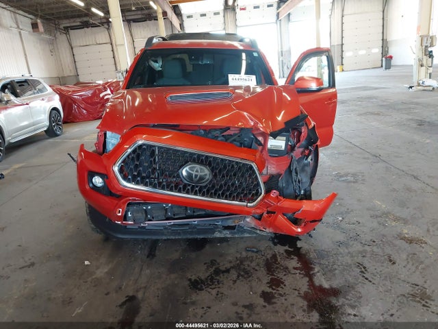 3TMDZ5BN5JM044846 Toyota Tacoma Trd Sport