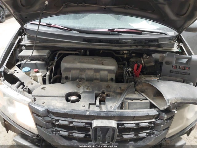 44495634 :رقم المزاد ، 5FNRL5H67GB017703 vin ، 2016 Honda Odyssey Ex-l مزاد بيع