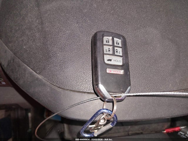 44495634 :رقم المزاد ، 5FNRL5H67GB017703 vin ، 2016 Honda Odyssey Ex-l مزاد بيع