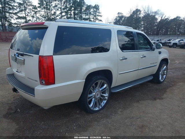2009 CADILLAC ESCALADE ESV 1GYFC26279R224715 Photo 3