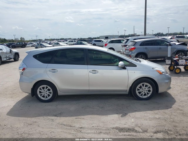 Продаж на аукціоні авто 2014 Toyota Prius V Three, vin: JTDZN3EU1E3298361, номер лоту: 44495674
