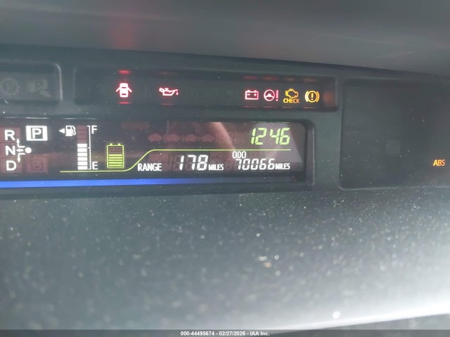 Продаж на аукціоні авто 2014 Toyota Prius V Three, vin: JTDZN3EU1E3298361, номер лоту: 44495674