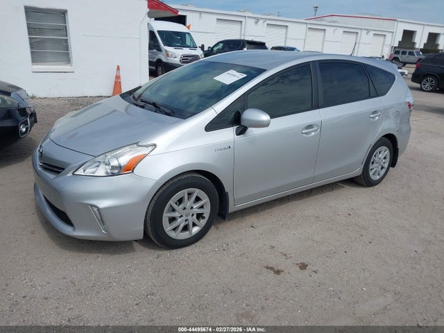 Продаж на аукціоні авто 2014 Toyota Prius V Three, vin: JTDZN3EU1E3298361, номер лоту: 44495674