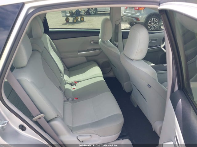 Продаж на аукціоні авто 2014 Toyota Prius V Three, vin: JTDZN3EU1E3298361, номер лоту: 44495674