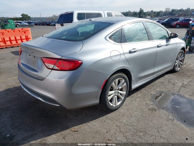 Chrysler 200 Limited 2015 1C3CCCAB6FN596026 Image 4