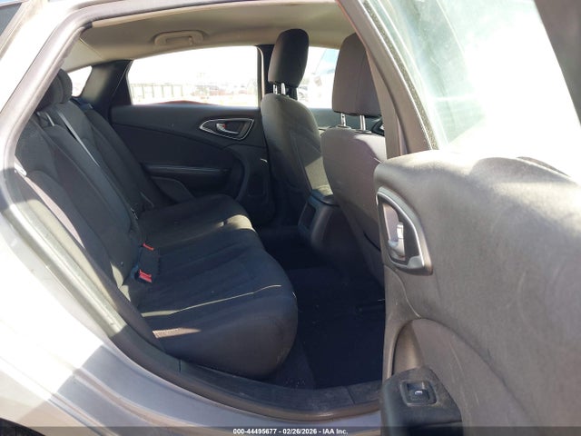 Chrysler 200 Limited 2015 1C3CCCAB6FN596026 Image 8