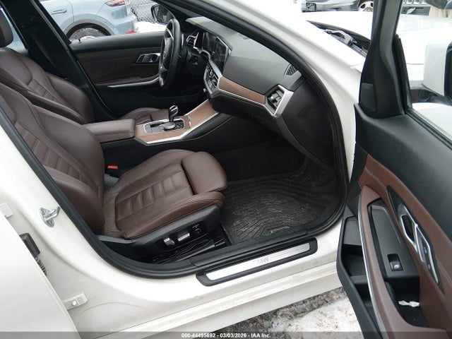 44495692 :رقم المزاد ، WBA5R7C0XLFJ11329 vin ، 2020 Bmw 330i Xdrive مزاد بيع