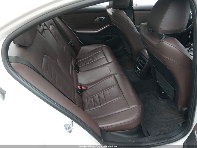 44495692 :رقم المزاد ، WBA5R7C0XLFJ11329 vin ، 2020 Bmw 330i Xdrive مزاد بيع